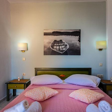 Mandy Seafront Apartments 扎金索斯镇 外观 照片