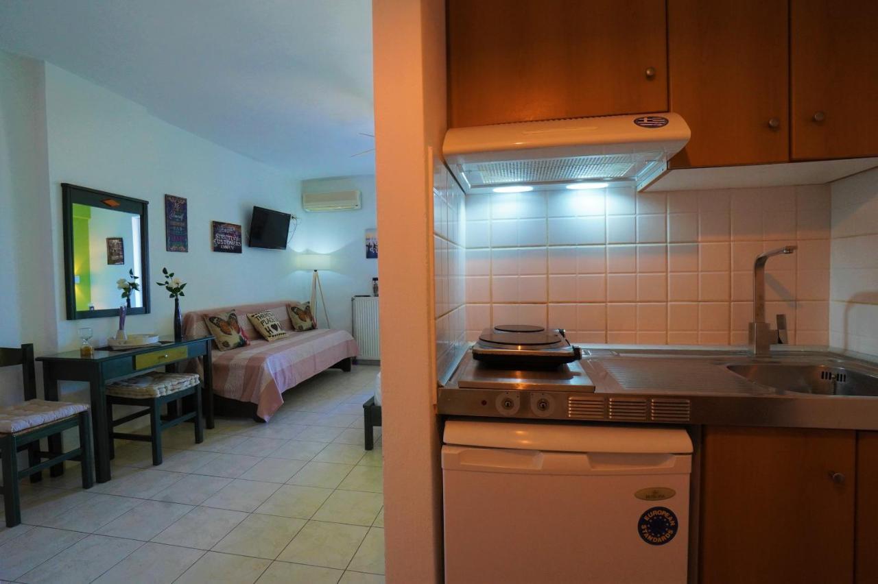 Mandy Seafront Apartments 扎金索斯镇 外观 照片