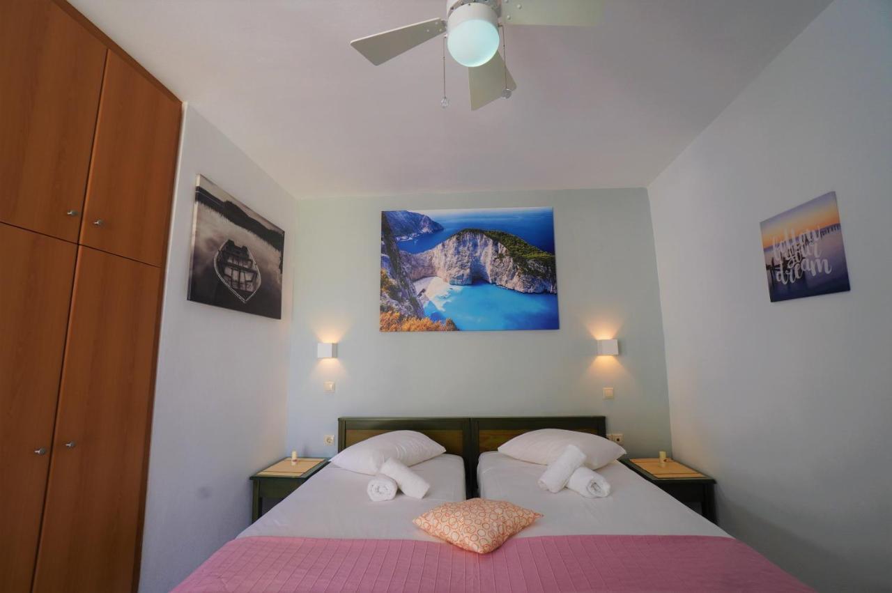 Mandy Seafront Apartments 扎金索斯镇 外观 照片